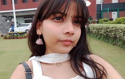 Leesha Mogha